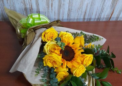 regalo de flores naturales-bouquet de flores naturales-decoración con flores naturales-academia de manualidades-taller presencial-taller virtual-decoración de eventos Bogotá
